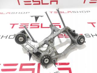 кронштейн компрессора кондиционера Tesla Model X 1 поколение 2019, 1464418-50-C