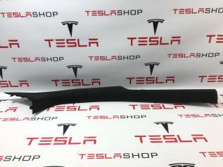 Накладка стойки А Tesla Model X 1 поколение 2019, 1035945-06-G