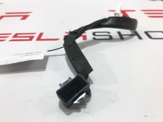 микрофон Tesla Model X 1 поколение 2019, 1047000-00-A