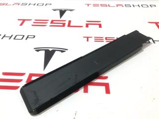 пластик Tesla Model X 1 поколение 2019, 1121022-00-D