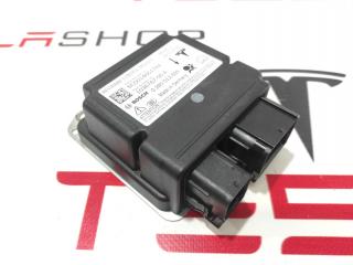 блок AirBag Tesla Model X 1 поколение 2019, 1036767-00-A
