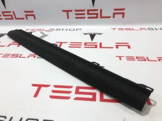 Накладка межсекционная подъемной задней двери Tesla Model X 1 поколение 2019, 1051556-06-C, 1053729-00-B