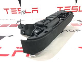 Накладка подъемной задней двери Tesla Model X 1 поколение 2019, 1055050-06-J