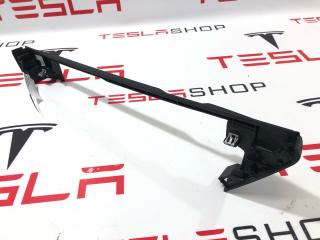 Накладка декоративная основания сидений 1-го ряда Tesla Model X 1 поколение 2019, 1061628-00-D, 1105875-00-D