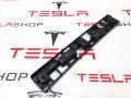 Кронштейн крепления накладки верхней дверного проема сокола Tesla Model X 1 поколение 2019, 1108821-00-B - фото №3
