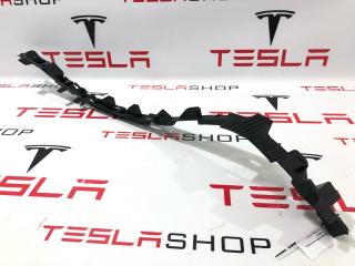 Кронштейн накладки, стойки C Tesla Model X 1 поколение 2019, 1079764-00-C, 1056091-00-B, 1051826-00-B