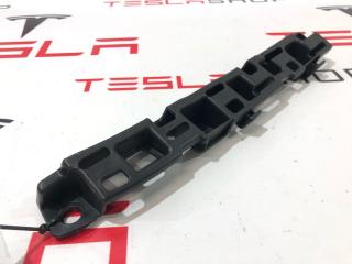 Кронштейн накладки, проема подъемной задней двери Tesla Model X 1 поколение 2019, 1059182-00-B, 1059183-00-B