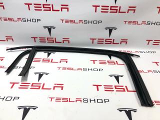 Уплотнитель стекла подъемной задней двери Tesla Model X 1 поколение 2019, 1484042-00-B, 1069521-90-H