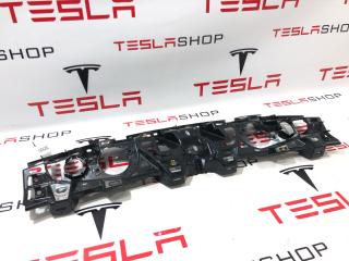 Кронштейн крепления динамиков крышки багажника Tesla Model X 1 поколение 2019, 1050282-00-E, 1050518-00-E