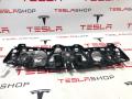 Кронштейн крепления динамиков крышки багажника Tesla Model X 1 поколение 2019, 1050282-00-E, 1050518-00-E - фото №4