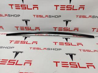 Молдинг подъемной задней двери Tesla Model X 1 поколение 2019, 1032249-00-J
