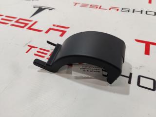 Накладка петли подъемной задней двери Tesla Model X 1 поколение 2019, 1047074-00-G