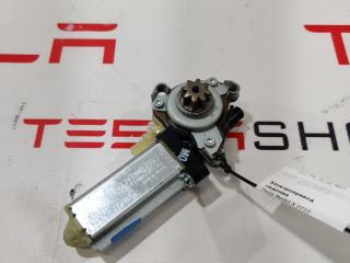 Электропривод сидения Tesla Model X 1 поколение 2019, 1013111-00-A, 6004RA3203