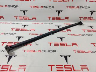 Уплотнитель стекла Tesla Model X 1 поколение 2019, 1073246-S0-B, 1073246-90-B, 1072079-90-D