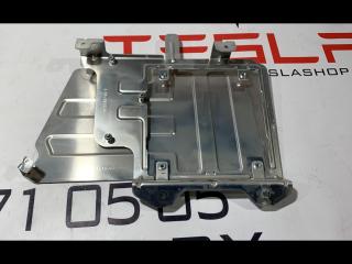 Крышка блока управления панорамным люком Tesla Model S 1 поколение 2014, 1013499-00-F, 1013496-00-E