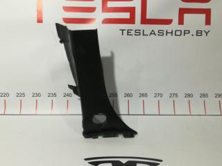 Накладка багажного проема наружная Tesla Model S 1 поколение 2014, 1021438-00-D, 1006675-00-G