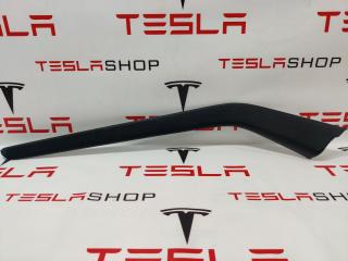 Декоративная накладка центральной консоли Tesla Model Y 1 поколение (2020 - 2025), 1087936-00-D, 1087938-00-D