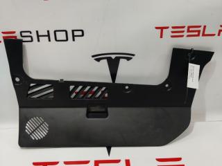 Панель проема для ног пассажира Tesla Model Y 1 поколение 2021, 1507073-00-B