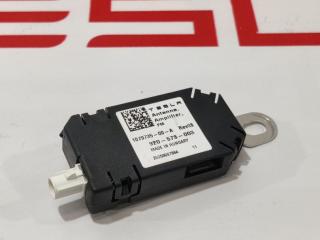 Антенна усилитель AM/FM Tesla Model Y 1 поколение 2021, 1079735-00-A
