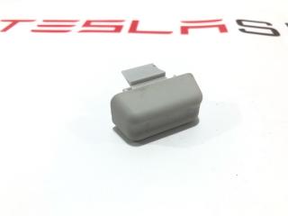 Держатель козырька солнцезащитного Tesla Model Y 1 поколение 2021, 1533088-00-C