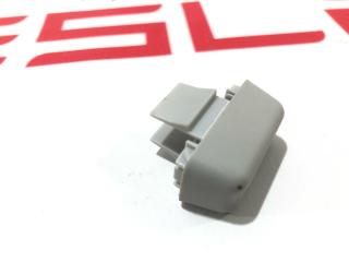 Держатель козырька солнцезащитного Tesla Model Y 1 поколение 2021, 1533088-00-C
