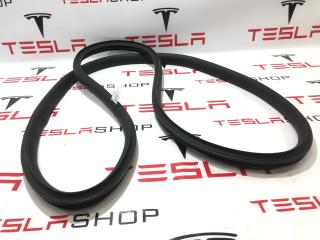Уплотнитель проема дверного Tesla Model Y 1 поколение 2021, 1497673-00-A