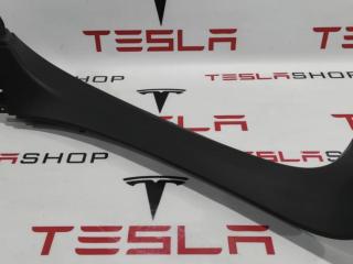 накладка двери (крышки) багажника Tesla Model X 1 поколение 2020, 1037904-50-E