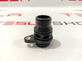 Штуцер Tesla Model Y 1 поколение 2021, 1120960-10-G, 1120980-00-J, 1798000-00-C, 1102191-00-C