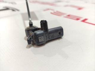 Датчик удара, стойки B/C Tesla Model Y 1 поколение 2021, 1036761-00-A