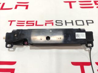 Антенна WI-FI Tesla Model 3 1 поколение 2020, 1585601-00-C, 1585601-00-D