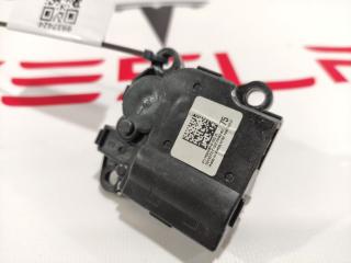 Сервопривод печки салона (печки) Tesla Model Y 1 поколение 2021, 1500640-00-A, 1494714-99-E