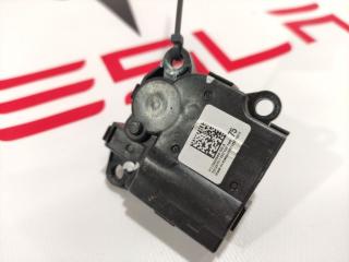 Сервопривод печки салона (печки) Tesla Model Y 1 поколение 2021, 1500640-00-A, 1494714-99-E