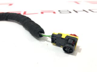 разъем (фишка) проводки Tesla Model Y 1 поколение 2021, 1489040-04-D