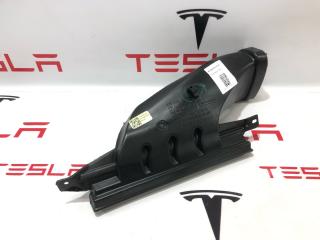воздуховод печки Tesla Model Y 1 поколение 2021, 1083389-00-D, 1099293-00-A