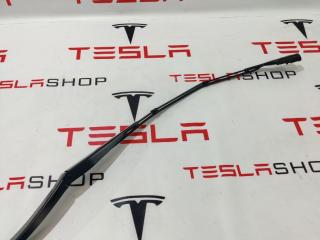 щеткодержатель (поводок стеклоочистителя, дворник) Tesla Model S 1 поколение [2-й рестайлинг] 2022, 1562221-00-A, 1562217-00-A