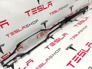 накладка на торпедо (консоль) Tesla Model S 1 поколение [2-й рестайлинг] 2022, 1562948-97-C, 1562948-99-D