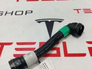 Шланги охлаждающей жидкости Tesla Model S 1 поколение [2-й рестайлинг] 2022, 1585722-00-B