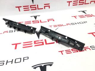 Кронштейн крепления порога Tesla Model Y 1 поколение 2021, 1494674-00-A, 1521682-00-A