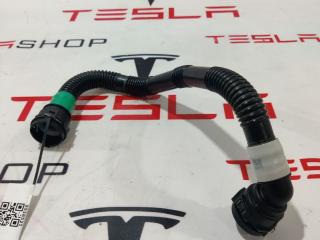 Шланги охлаждающей жидкости Tesla Model S 1 поколение [2-й рестайлинг] 2022, 1585709-00-C