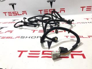 Электропроводка бампера Tesla Model S 1 поколение [рестайлинг] 2019, 1004420-04-T