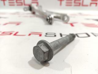 Болт заднего рычага Tesla Model S 1 поколение [2-й рестайлинг] 2022, 1420452-00-D