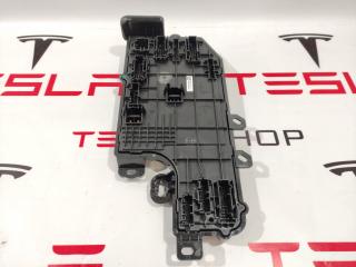 Блок управления BCM (Body Control Module) Tesla Model S 1 поколение [2-й рестайлинг] 2022, 1585694-02-B, 2486394-01-C, 1585699-00-B, 1585635-00-A