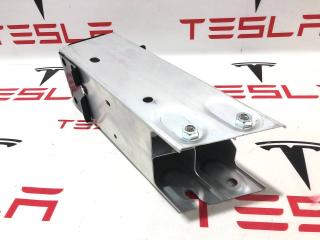 лонжерон левый Tesla Model 3 1 поколение 2021, 1088148-00-F