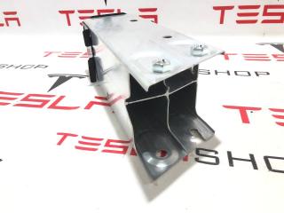 лонжерон правый Tesla Model 3 1 поколение 2021, 1088149-00-F