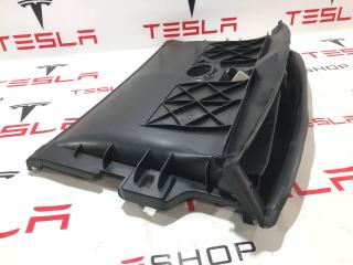Корпус центрального люверса Tesla Model 3 1 поколение 2021, 1559787-00-A, 1559793-00-A
