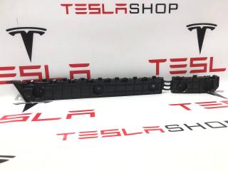 Крепление бампера заднего Tesla Model S 1 поколение [2-й рестайлинг] 2022, 1585739-00-A, 1585737-00-A