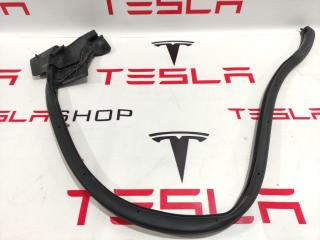 Уплотнитель задней двери Tesla Model S 1 поколение [2-й рестайлинг] 2022, 1615101-00-B