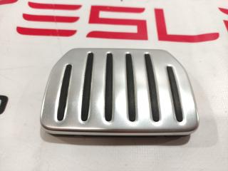 накладка на педаль Tesla Model S 1 поколение [2-й рестайлинг] 2022, 1420691-20-B