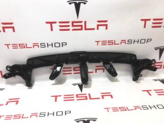 Кронштейн верхний передний (гриля) Tesla Model X 1 поколение 2021, 1047020-00-F