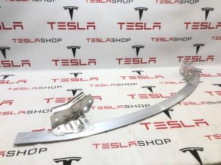 усилитель бампера переднего Tesla Model 3 1 поколение 2021, 1084894-00-B